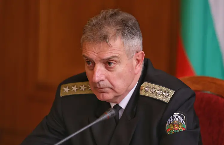 Адмирал Ефтимов: Българската армия стои стабилно на югоизточния фланг на НАТО