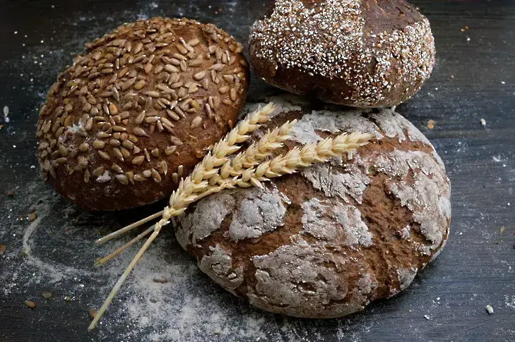 Хлябът и брашното остават с 0% ДДС до края на годината