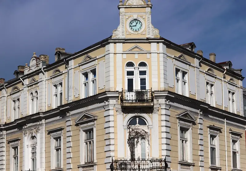 Днес Градският часовник в Русе отмерва времето с химна на Европа