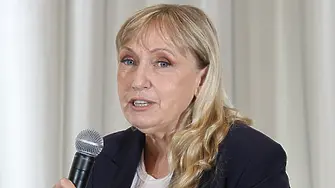 Елена Йончева: Еврото не е подарък, а възможност