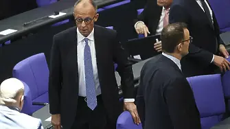 Мерц пред Бибиси: Европа дълго време е „минавала гратис“ за сметка на американската отбрана