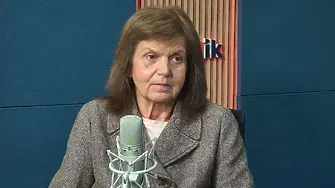 Доц. Божилова: У нас има фасадна демокрация!