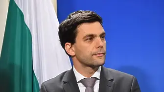 Никола Минчев: Планът на Тръмп за Украйна изглежда като писан на руски!