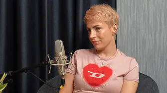 Поли Генова: Имах нужда от помощ! Певицата откровено за терапията и тъмните моменти