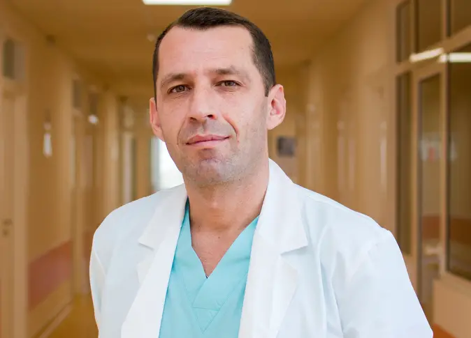 Д-р Любенов продължава да приема пациенти в „Сърце и Мозък“-Бургас