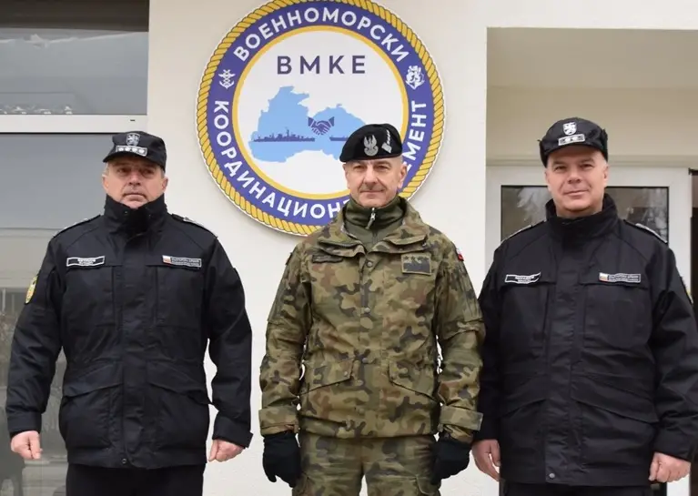 Адмирал Ефтимов: Можем да почерпим опит от Полша за трансформацията на армията