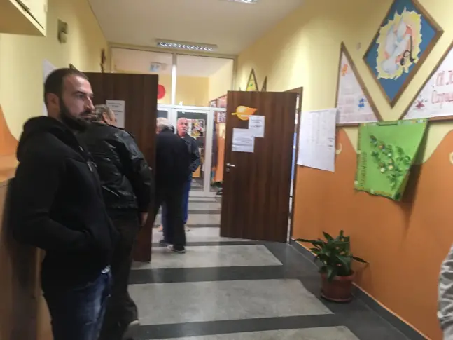34,81 % избирателна активност в Кюстендил към 17.30 часа