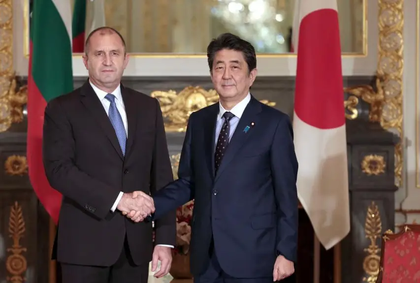 Румен Радев на среща с Шиндзо Абе: България е открита за по-активно партньорство с Япония