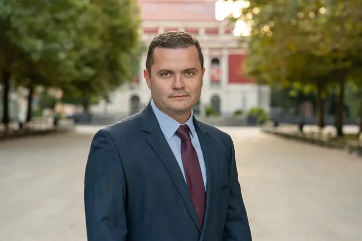 Новият кмет на Русе започва работа днес