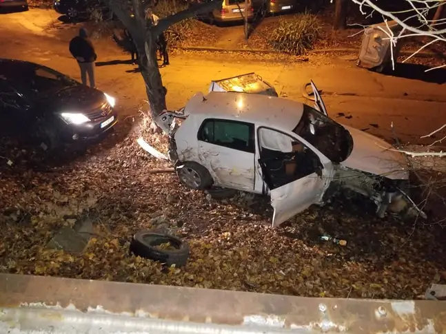 Младеж пострада тежко при катастрофа във Варна