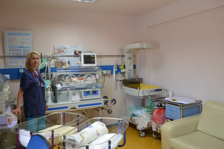 277 са новородените бебета в УМБАЛ "Света Марина" - Плевен/СНИМКИ/