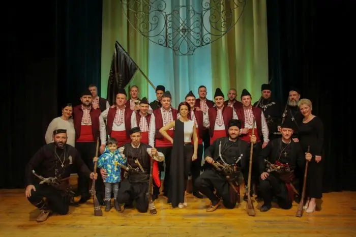 Певческа група "Банскалии" представи нов албум