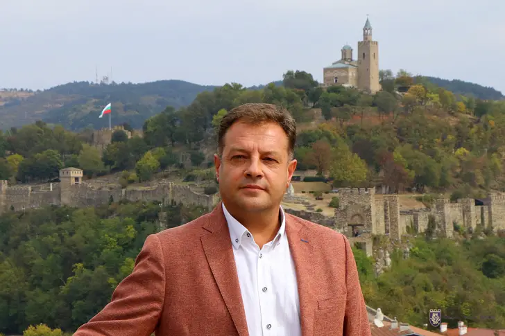 Даниел Панов, кмет на Велико Търново: „Празникът на буквите е най-българският по своя характер и същност”