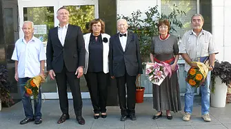 На празника за Деня на Съединението в Ловеч връчиха почетни звания