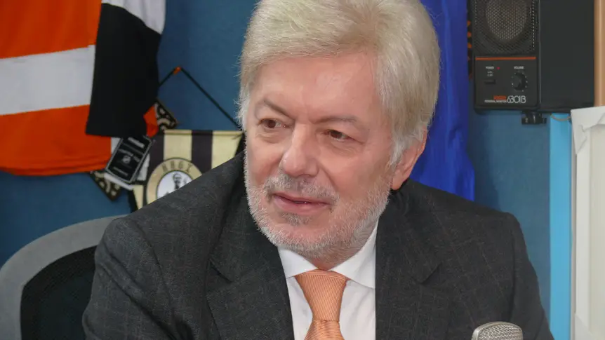 Валентин Михов е бил пребит в София