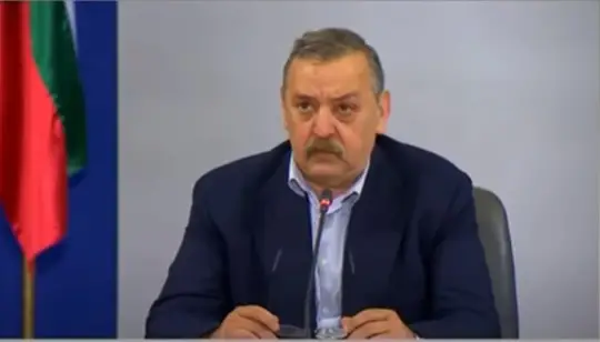 Проф. Кантарджиев: Не трябва да се прекалява с витамини и хранителни добавки