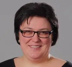 Елена Петрова, съпругата на Веселин, който запали колата си пред Общината - лична позиция