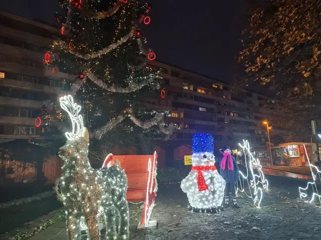 Светна коледната елха на Добрич