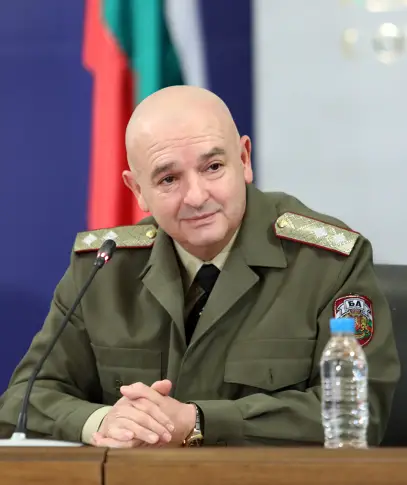Проф. Венцислав Мутафчийски ще бъде първият ваксиниран във ВМА