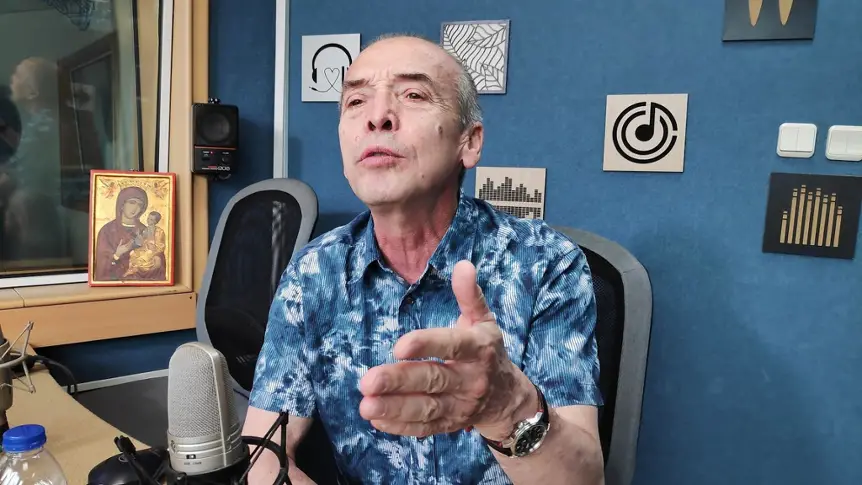Доц. Мангъров: Ако зависеше от мен, мерките щяха да са коренно противоположни на настоящите