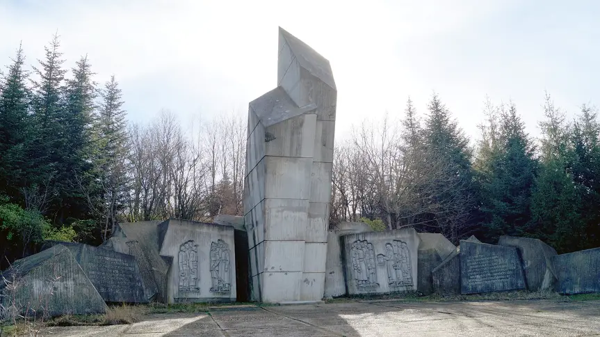 Обновяват Паметника на българо-руската дружба в Търговище