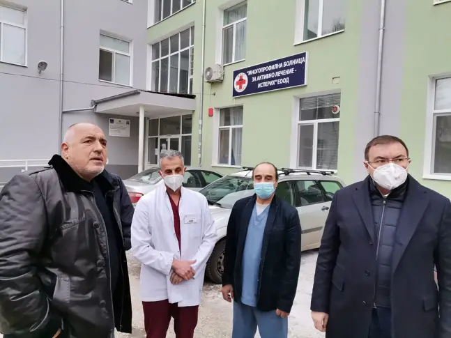 Заведенията отварят на 1 март, обяви премиерът