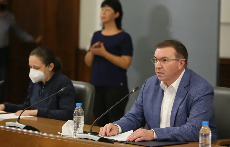 Отпада изискването за отрицателен PCR-тест за учащи от съседски страни