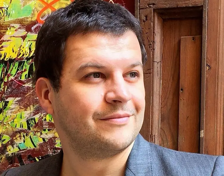 Новият роман на френския писател Гийом Мюсо ще се появи на пазара на 21 септември