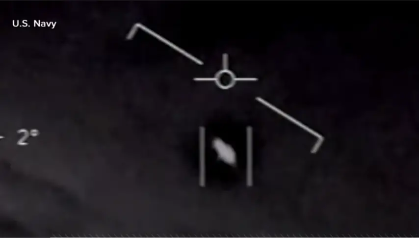 Докладът за НЛО - Вашингтон няма обяснение за 143 мистериозни летящи обекта