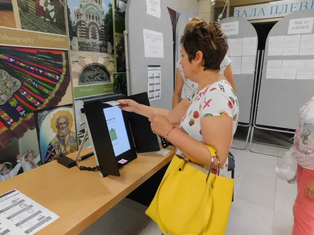 „Алфа рисърч“: Шест формации в бъдещия парламент, ИТН ще е първа политическа сила