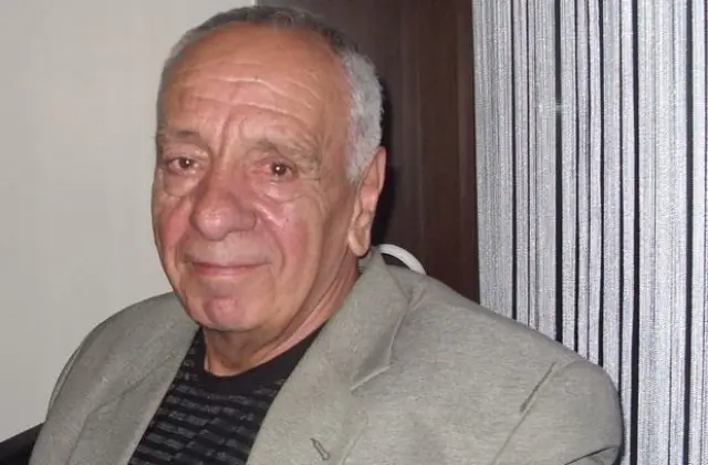 Почина поетът Ивайло Балабанов
