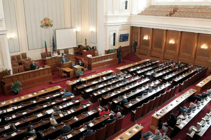 Все още няма пълно съгласие по състава на постоянните парламентарни комисии