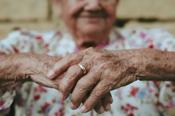 Хората с деменция ще станат 139 милиона до 2050 г., обявиха от СЗО