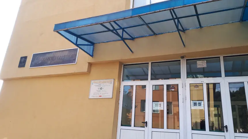 Всяка лавка в училищата в Дупница ще има конвектомати, за да имат учениците топли закуски