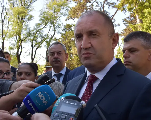 Президентът Радев обяви: Изборите ще бъдат "две в едно" на 14-ти ноември