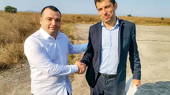 Бачийски обясни защо СЕК подписа с Кирил Петков и Асен Василев