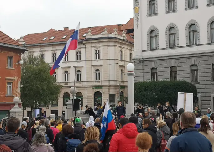 Нови протести в Любляна против мерките и зелените сертификати