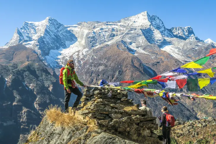 Трима млади френски алпинисти изчезнаха в Непал