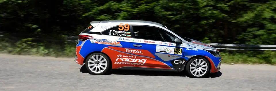 Пилотите на Hyundai Racing Trophy в оспорвана битка на Рали "Сливен"