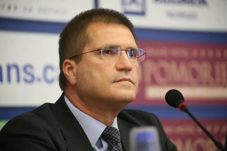Николай Цонев патентовал имената на "Движение 21", "Глас народен" и ПФ