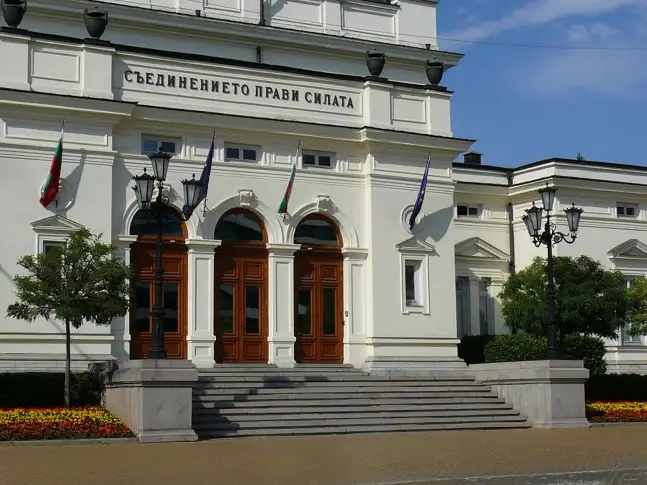 Приеха без дебати промените в закона за СРС-тата