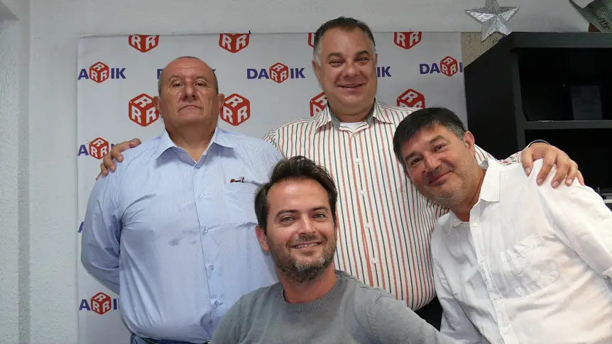Честит втори учебен ден от д-р Ненков и компания