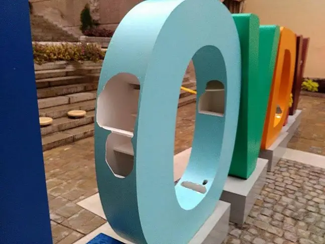 Вандали продължават да рушат надписа "PLOVDIV 2019"
