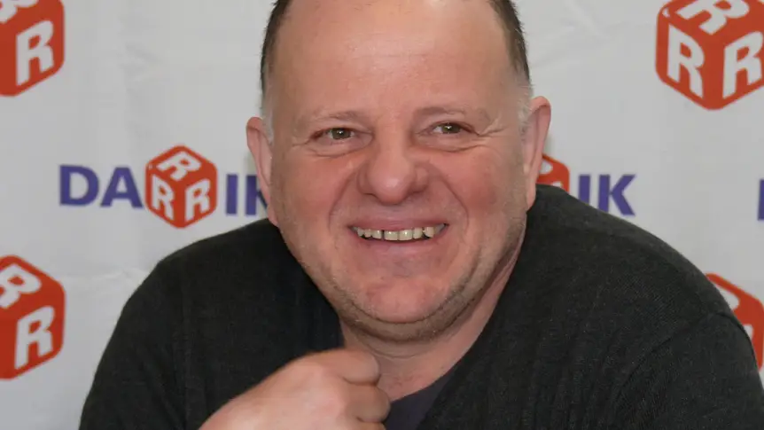 "Стършел" гостува на "Седмицата"