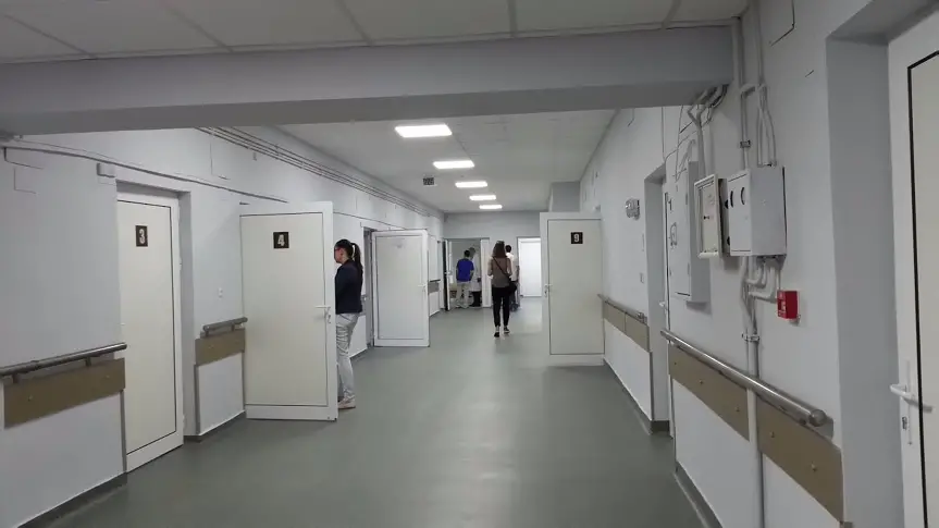 Единият от сиамските близнаци в Сливен е с липсващи жизненоважни органи