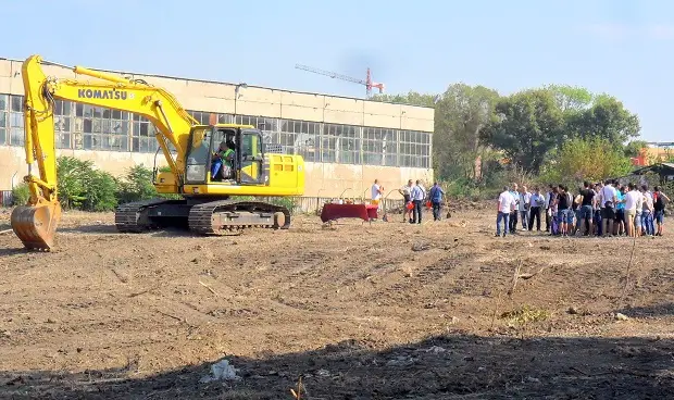 Новините в 15:34 - Строят високотехнологичен център в Пловдив