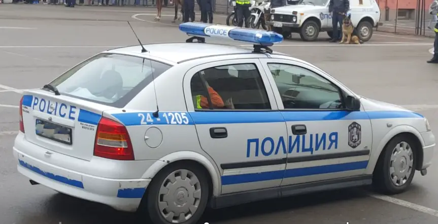 Затворник в отпуск нападна с нож 17-годишно момиче за 2 лева