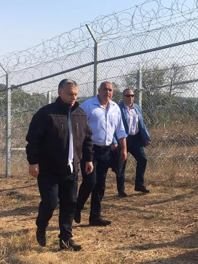 Борисов и Орбан на инспекция по границата