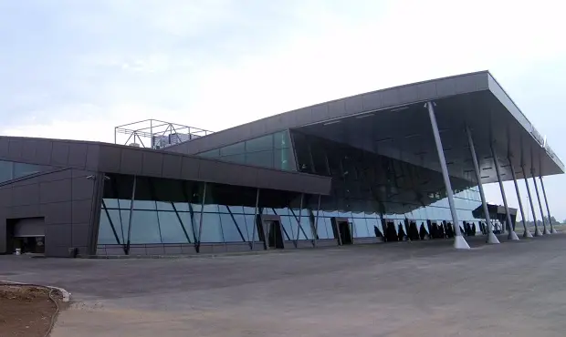 Новините в 10:35 - Отварят офертите на кандидат-стопаните на Летище Пловдив