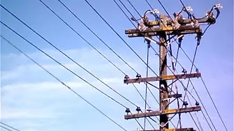 Новините в 15:35 - Скъсан електропровод остави без ток село Царацово